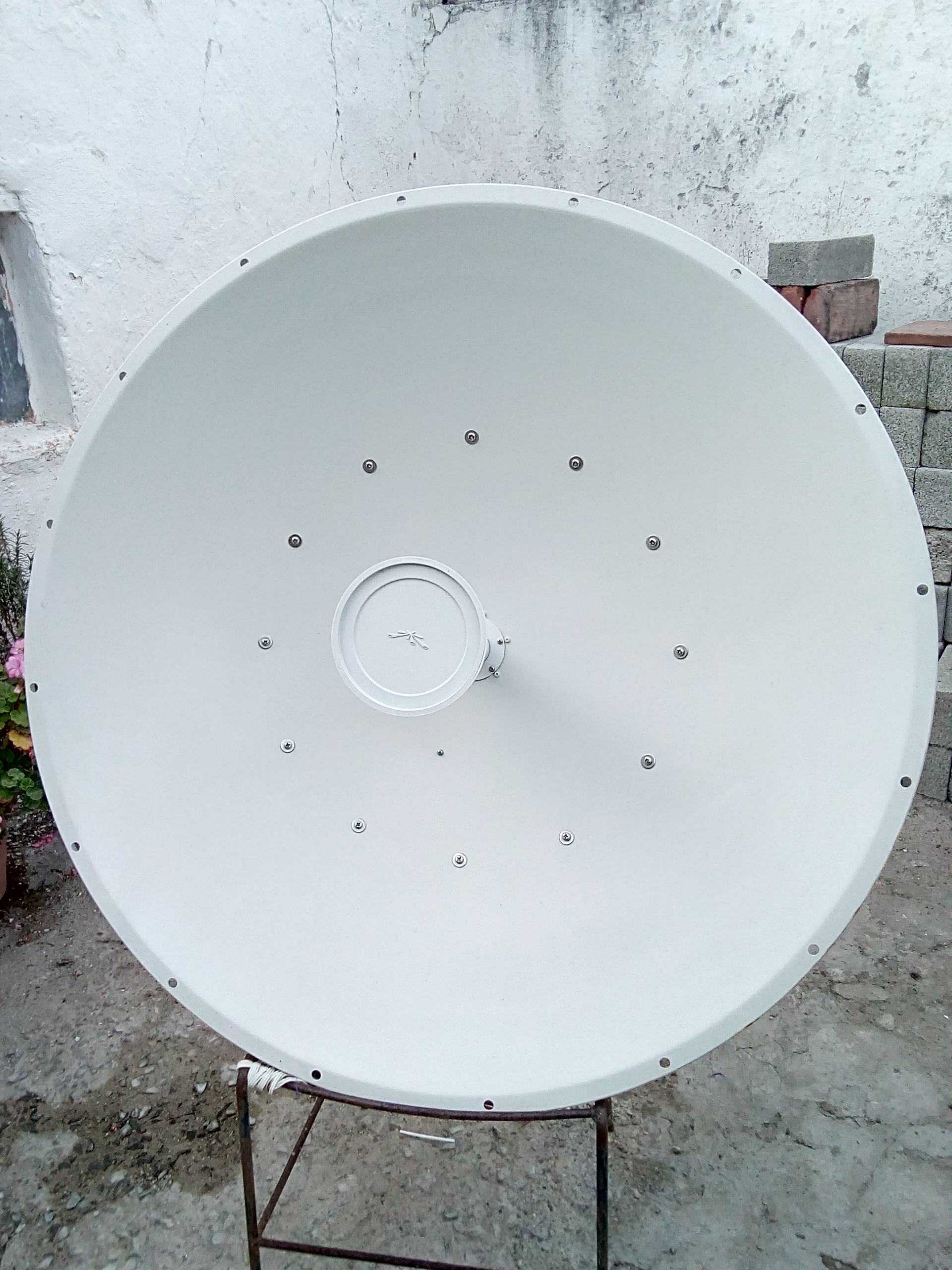 vendo antena ubiquiti rocket dish 34 dbi y radio rocket m5