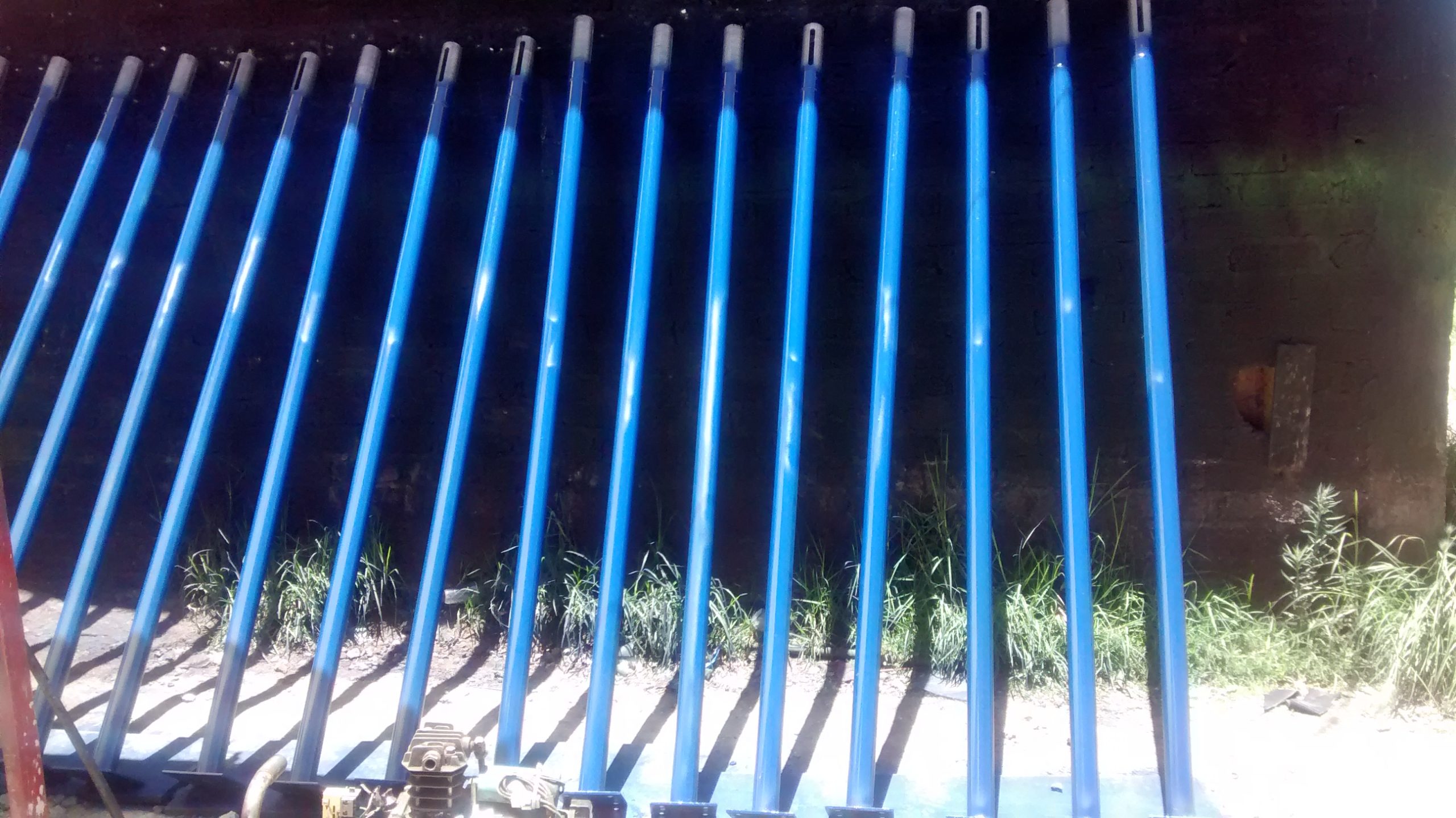 PUNTAL METALICO O PIE DERECHO